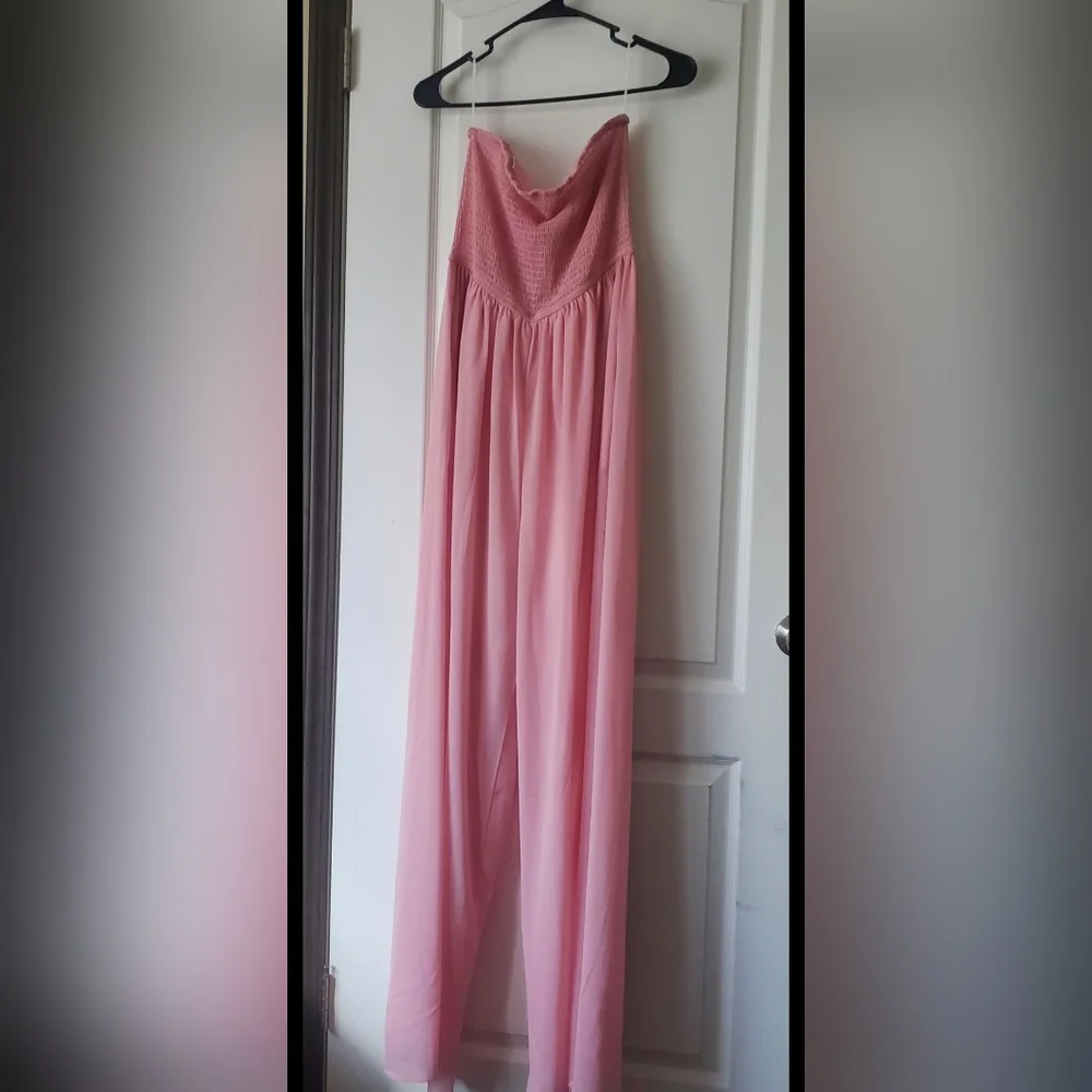 Rose Pink Strapless Wide-Leg Jumpsuit | Size L | NWOT | Flowy & Flattering - Picture 9 of 11